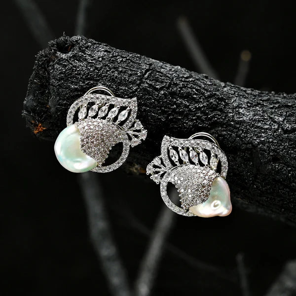 Leaf Crystals Tops (Real Mother of Pearl with Gold Plating) - T17