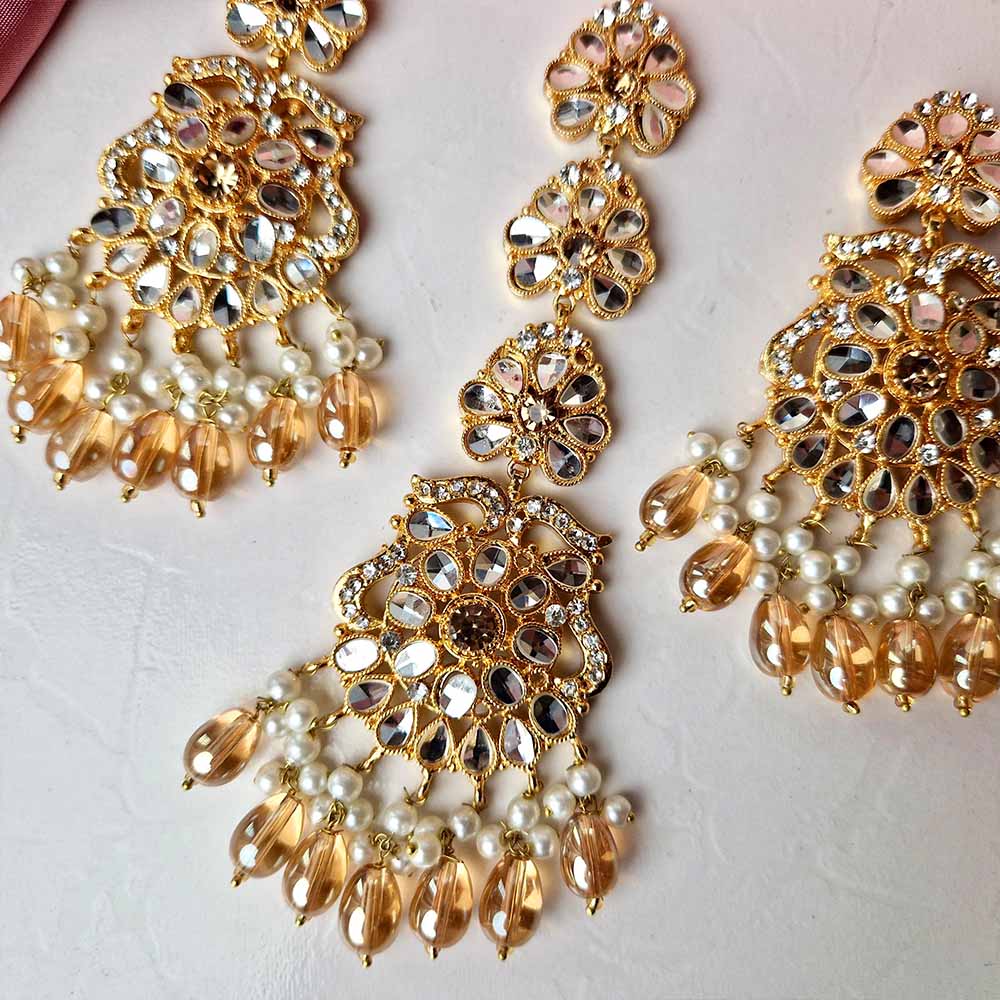 Kiran Earrings and Teeka Set