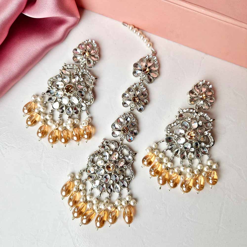 Kiran Earrings and Teeka Set Silver