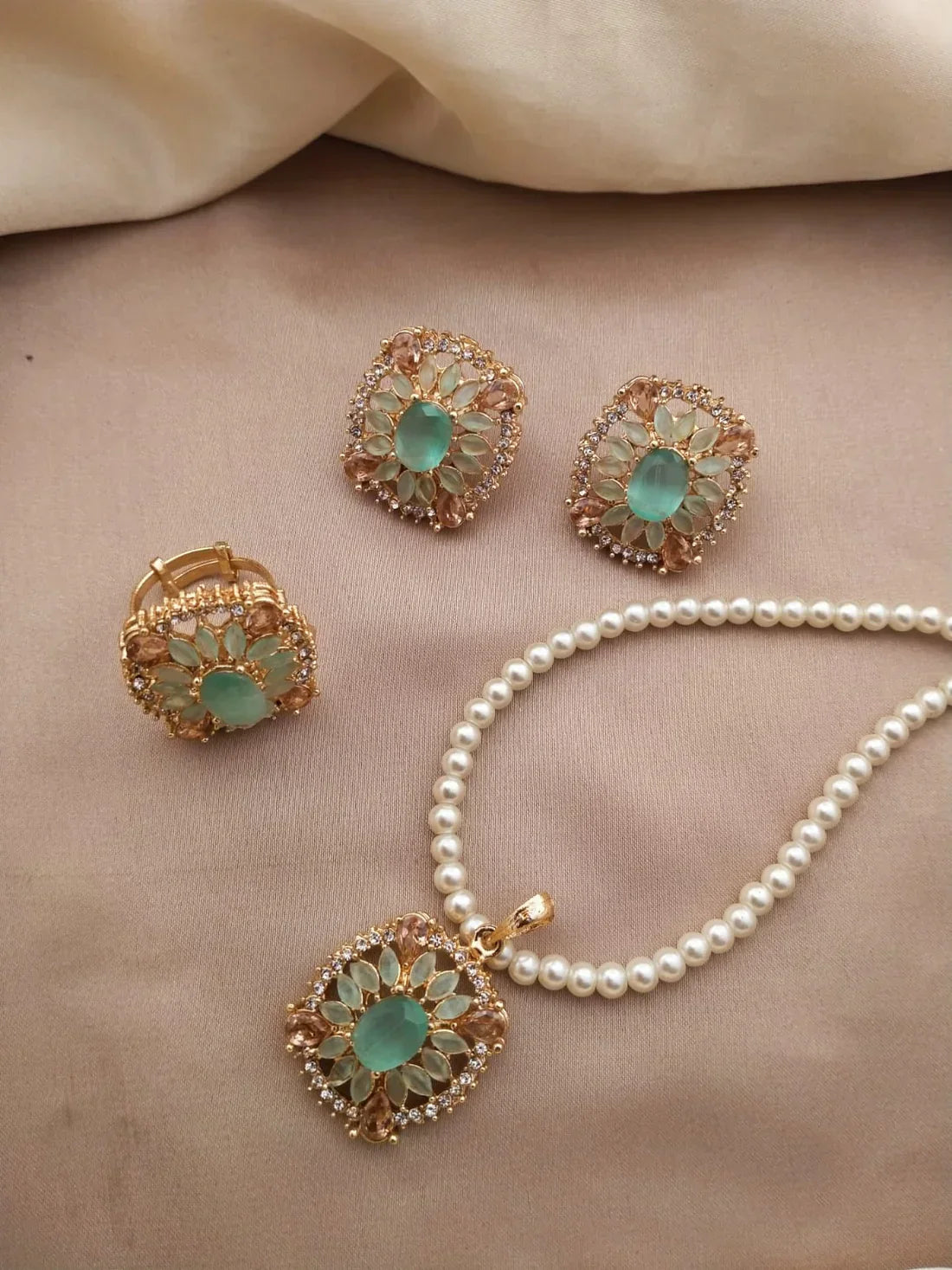 ORIGINAL LOCKET SET